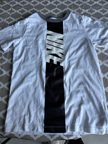 T shirt Nike enfant L