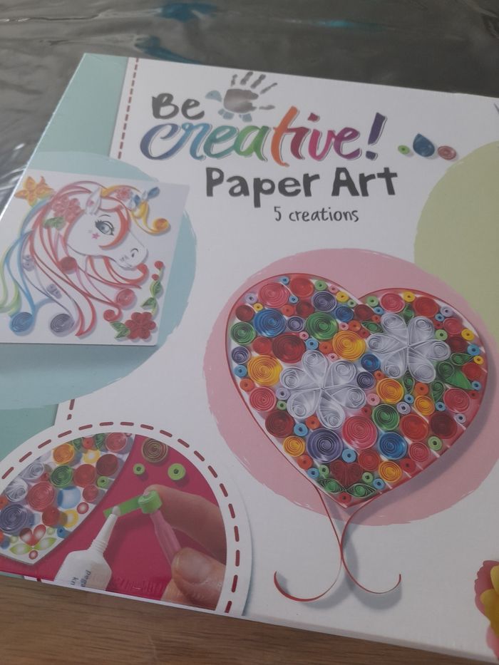 Jeu de créations en papier - photo numéro 2