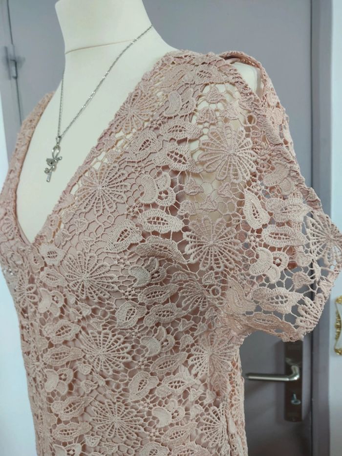 Robe rose poudré à dentelle Zara M 38 TBE - photo numéro 5