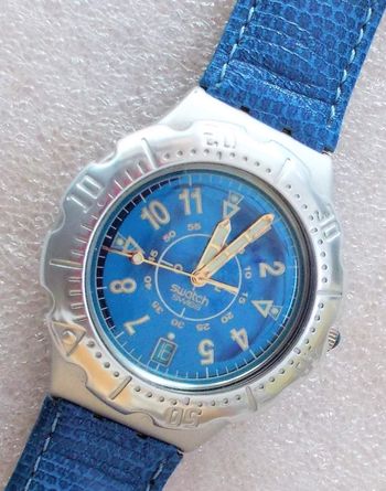 Montre SWATCH Collecteur "Superblu"