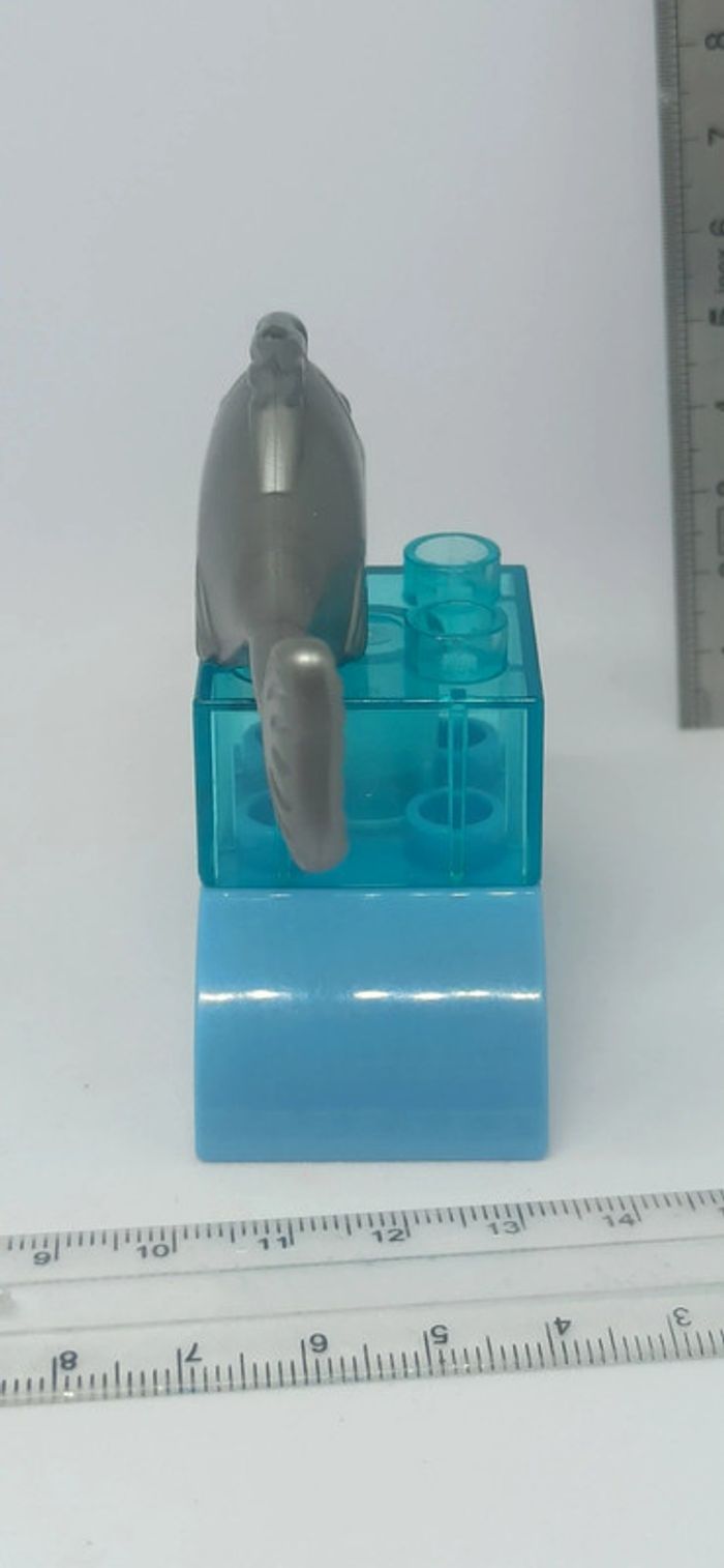 Poisson sur briques bleues lego duplo - photo numéro 4