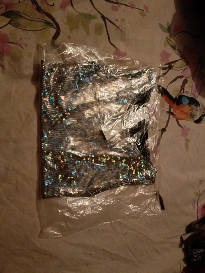 Tee shirt holographique Tally weijl taille s neuf