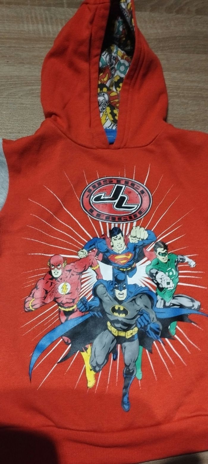 Sweat à capuche rouge et gris League des justiciers - photo numéro 2