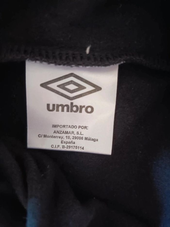 Sweat Été. Umbro. (A35) - photo numéro 5