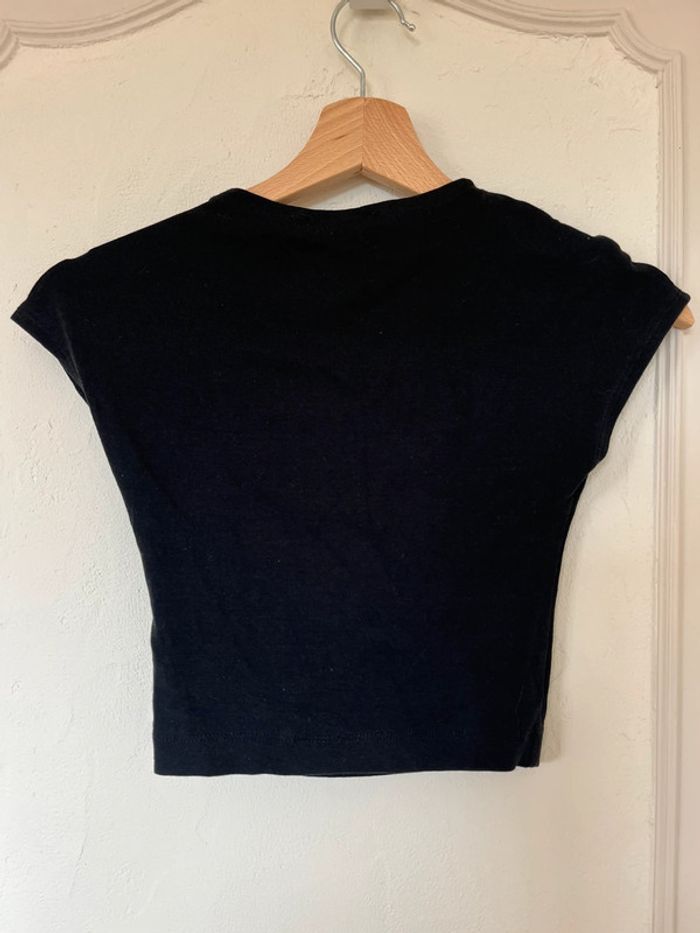 Crop top teeshirt court moulant noir moulant Zara – Taille S – Mini prix - photo numéro 4