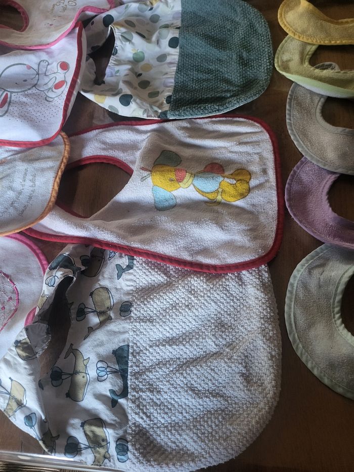 Lot 14 bavoirs bébé - photo numéro 3