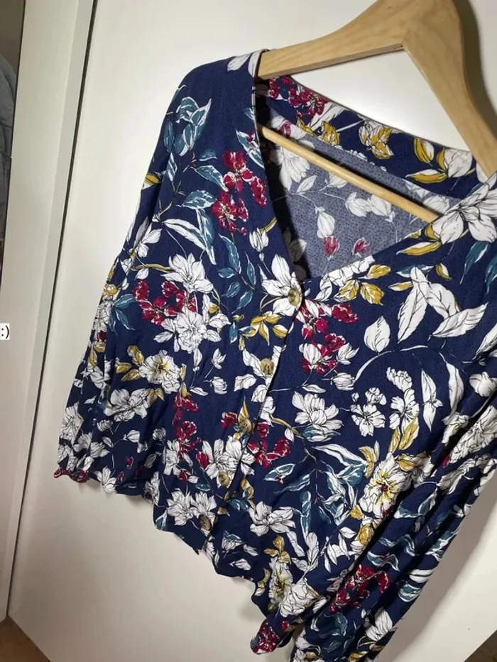 Blouse fleurie femme taille46 - photo numéro 2