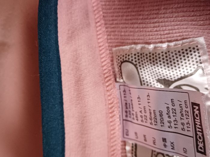 2 gilets zippés pour filles Taille 5 ans - photo numéro 7