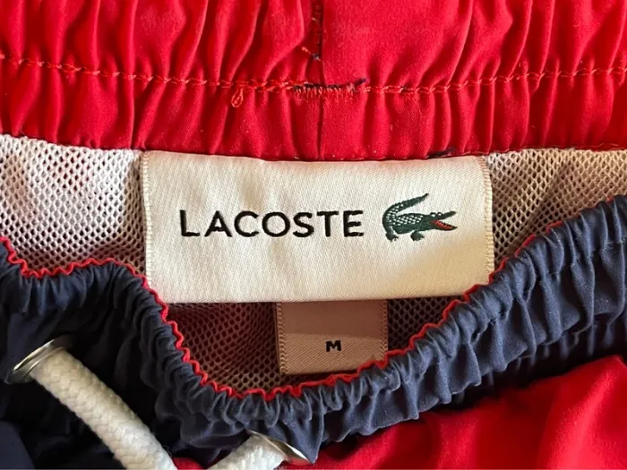 Short Lacoste - photo numéro 3