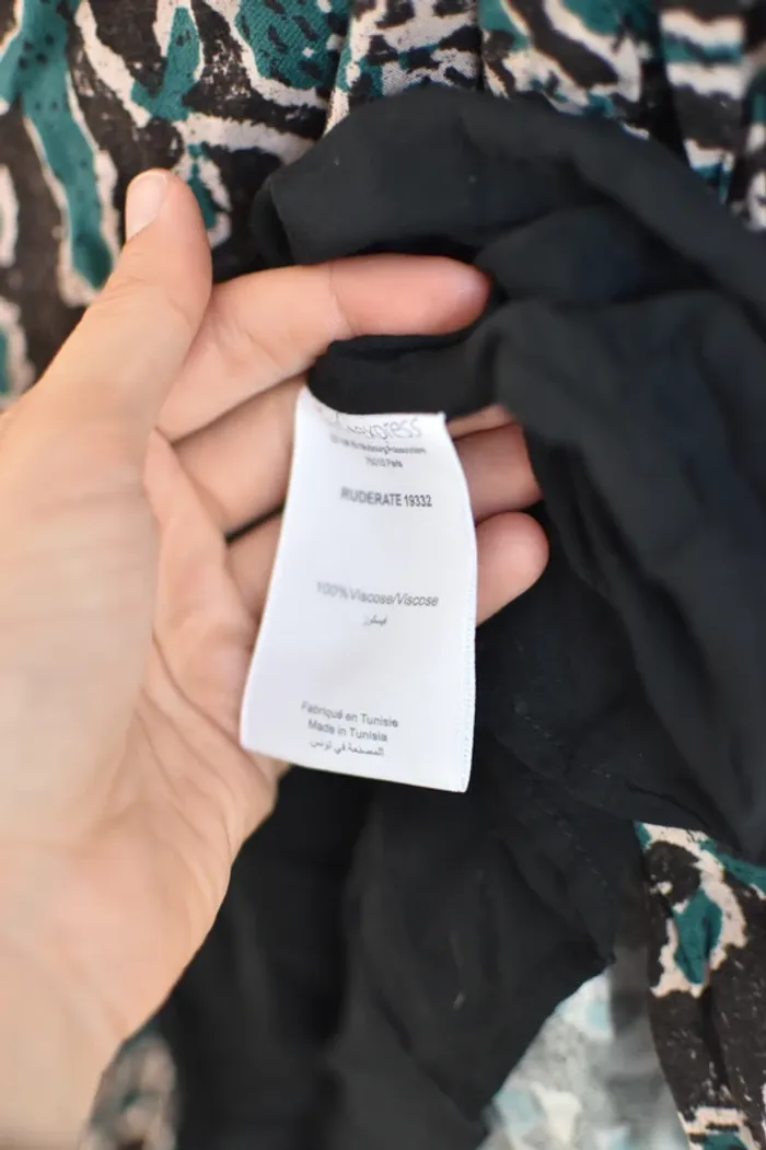 Robe Sud Express en taille M - Très bon état - photo numéro 4