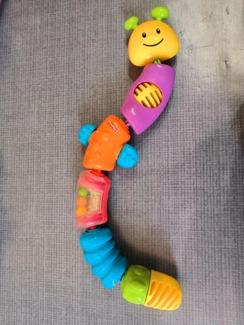 Fisher Price chenille à emboiter Montessori