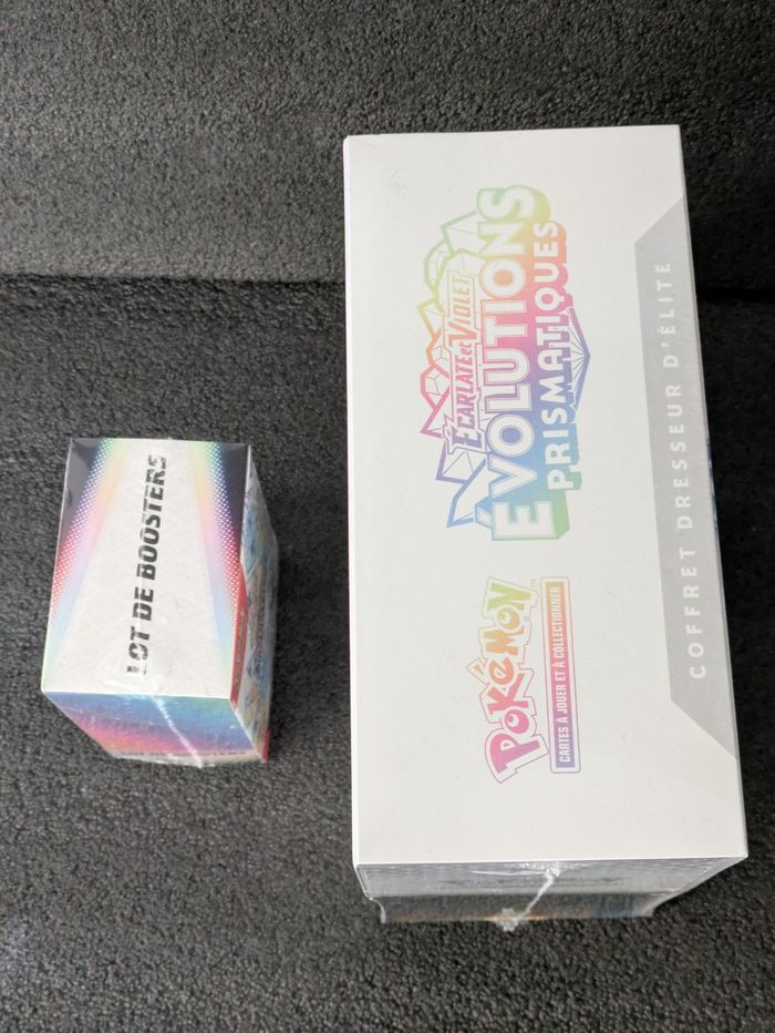Pokémon coffret dresseur d'élite et bundle Évolutions prismatiques 8.5 - photo numéro 5