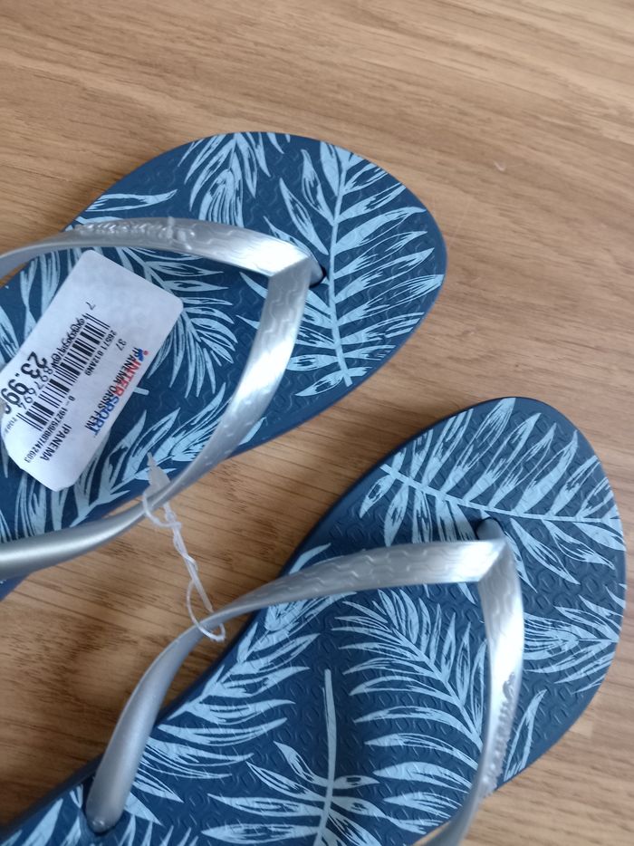Tongs Ipanema taille 37 EUR - photo numéro 3