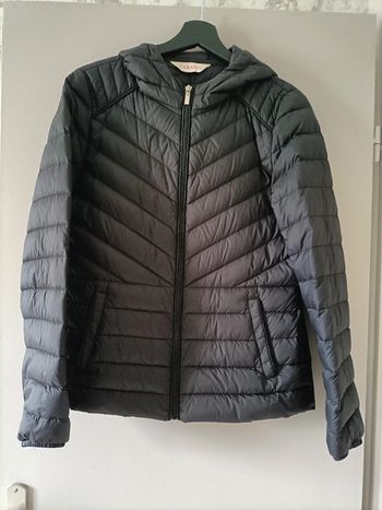 Doudoune légère à capuche noire Camaïeu T. 40