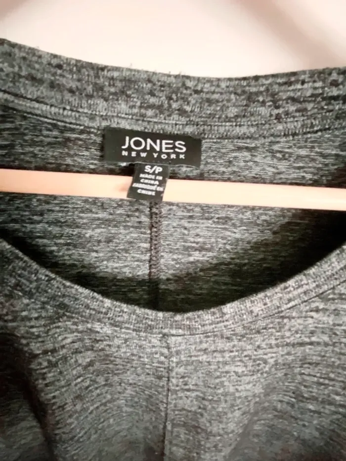 Teeshirt gris chiné matière très confortable yoga pilate gym taille 38 - photo numéro 2