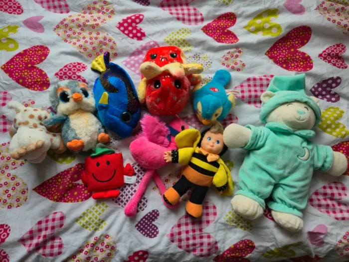 Lot de peluches enfant ou bébé
