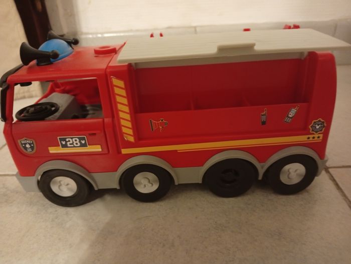 Camion de pompier - photo numéro 4