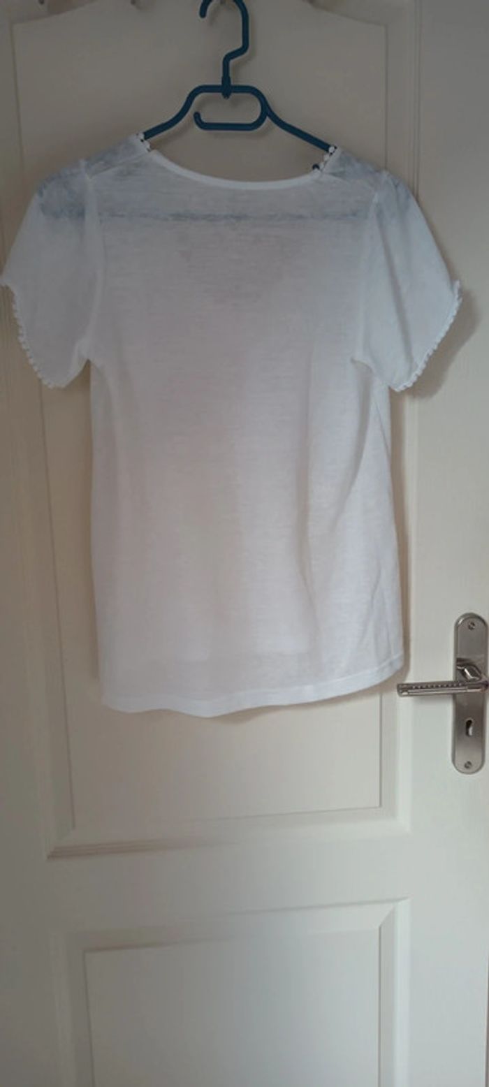 Blouse blanche - photo numéro 2