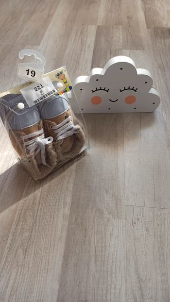 Chaussures chaussons antidérapant 19
