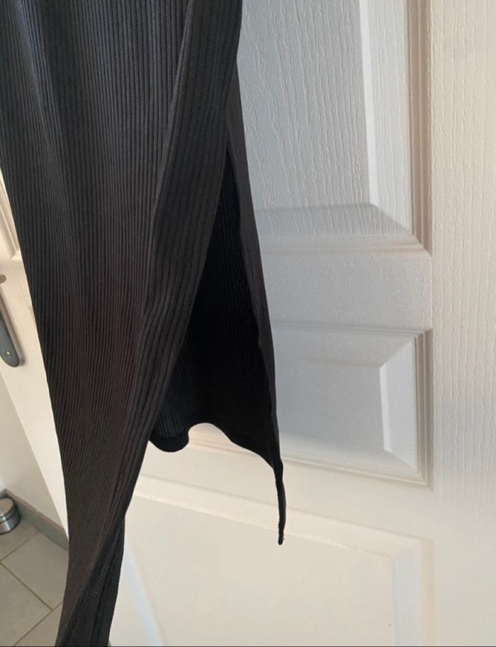 Lot de 2 robe exactement pareil en bleu et noir - photo numéro 4
