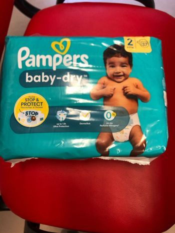 Lot de 3 couches pampers taille 2 - photo numéro 2