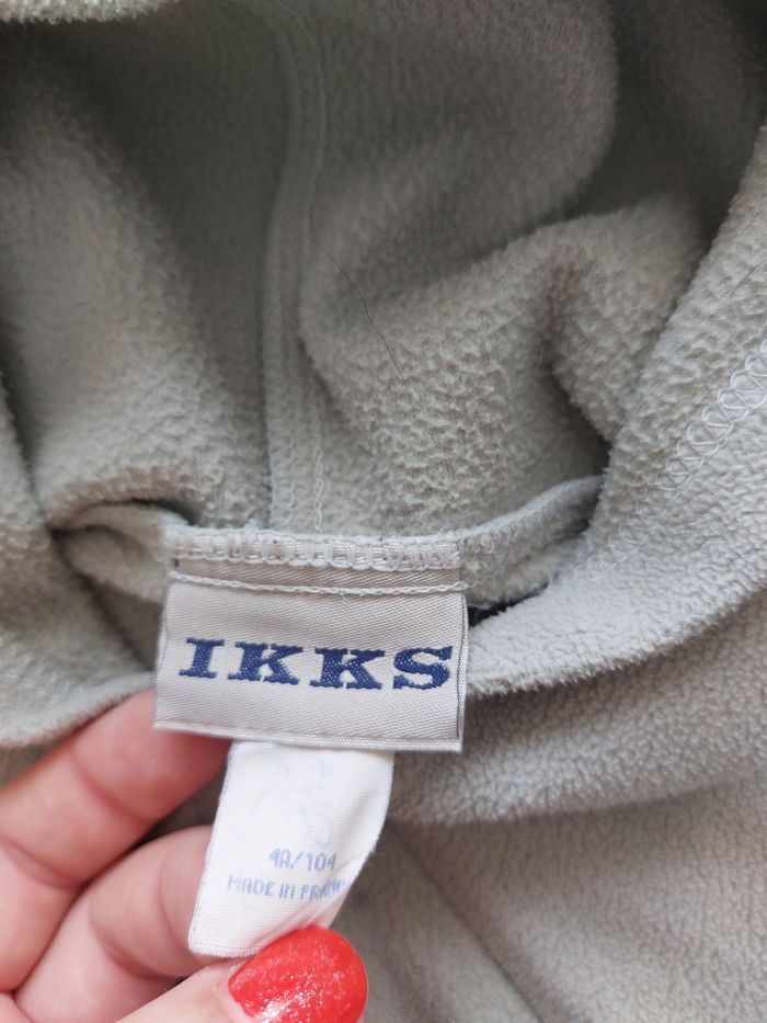 Lot 2 pulls 4 ans - photo numéro 7