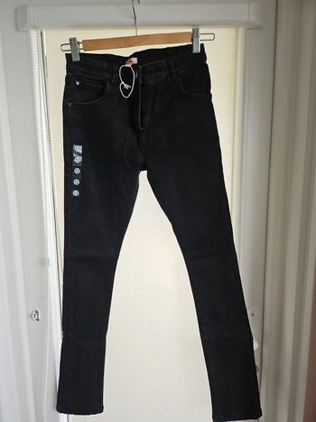 Jeans à fermeture facile