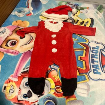 Pijama Noël avec son bonnet