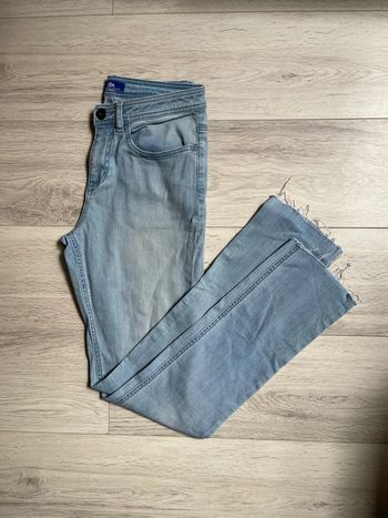 Jean Tbs