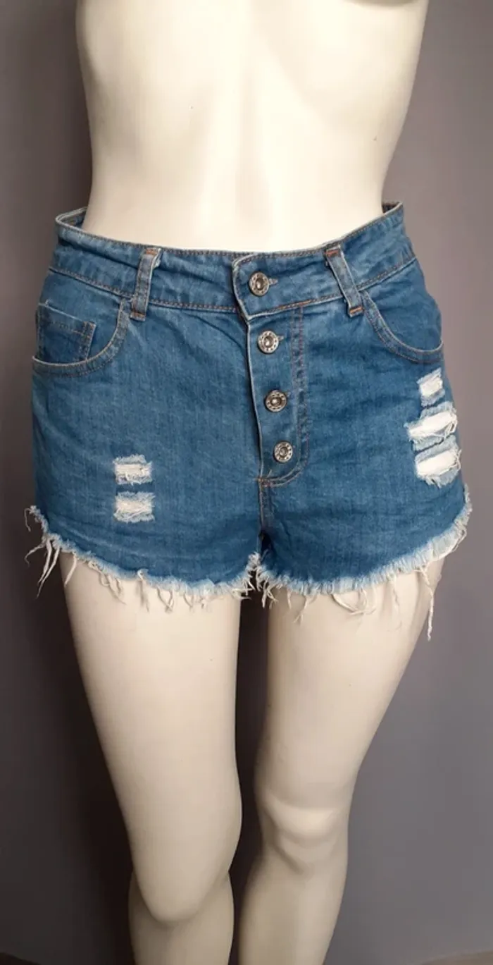 Joli short en jean