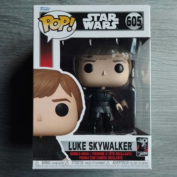 Star Wars : Figurine Funko Pop N° 605 (Luke Skywalker)