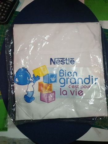 Tablier collector "Nestlé bébé"