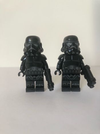 Figurine type lego 2 Dark-troopers.  Star Wars