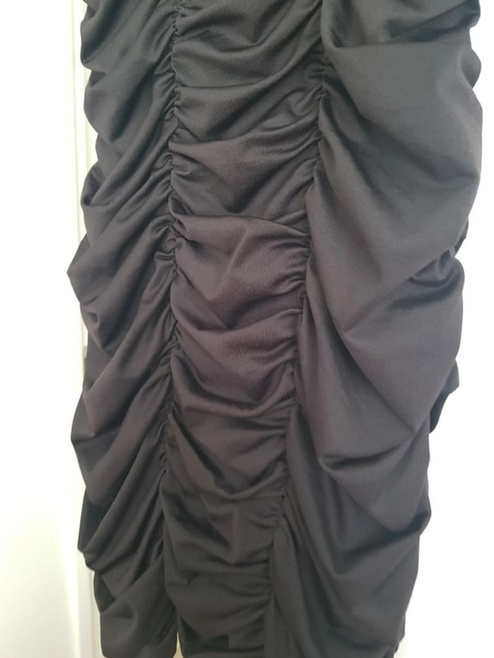 Robe drapé - photo numéro 4