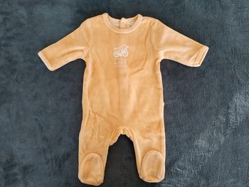 Pyjama/grenouillère 1 mois Vertbaudet