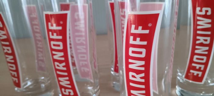 6 verres Smirnoff tubo - photo numéro 5