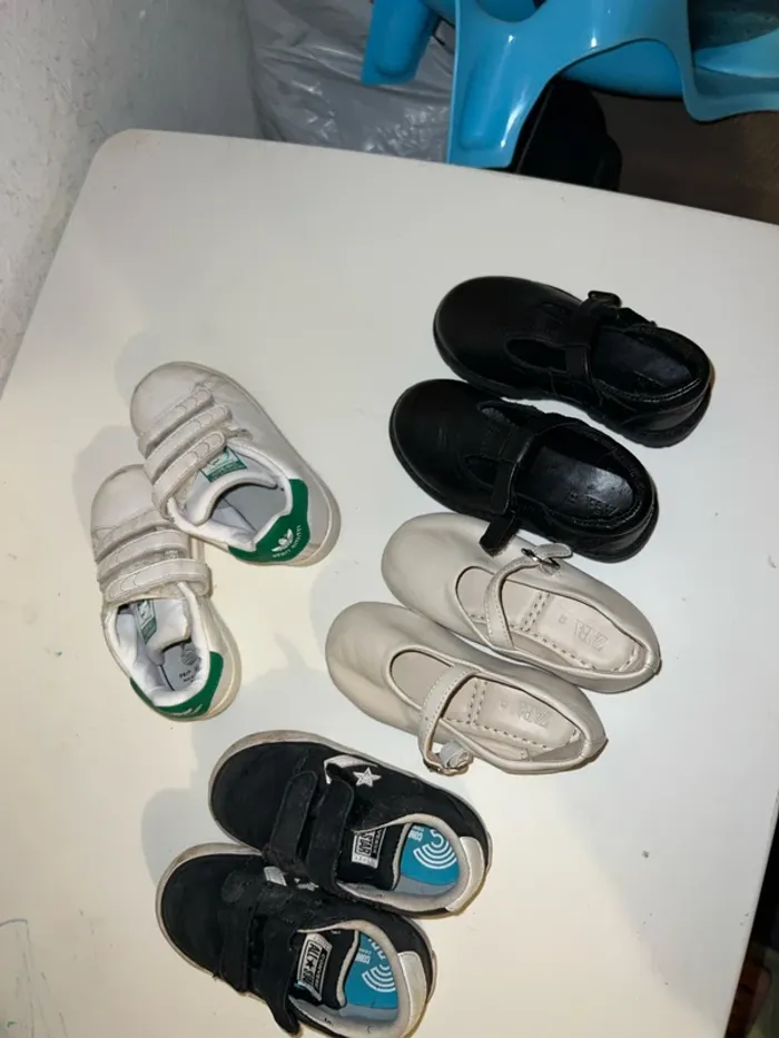 Lot chaussures taille 23 fille tres bonne etat