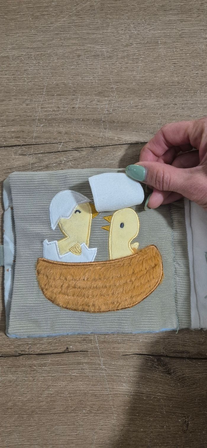 Livre d'activités en tissus Little Goose - photo numéro 5