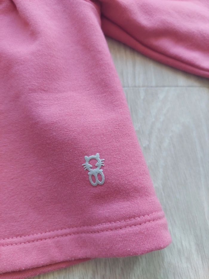 Sweat 6 mois - photo numéro 3
