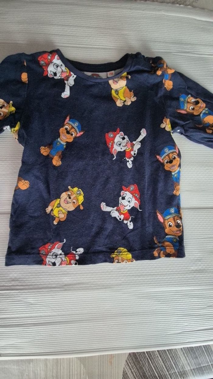 Tee shirt manches longues garçon 24 mois - photo numéro 2