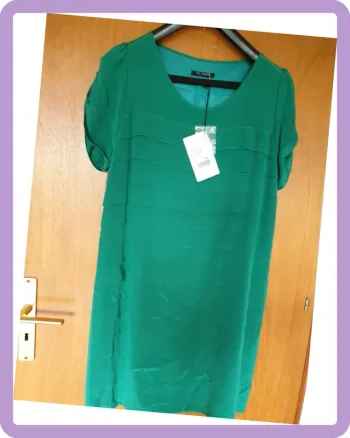 Robe soie vert Emeraude , taille 44