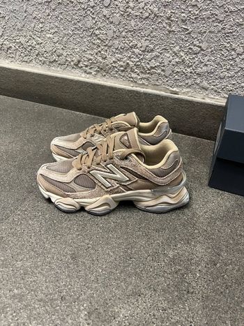 New Balance NB 9060  42