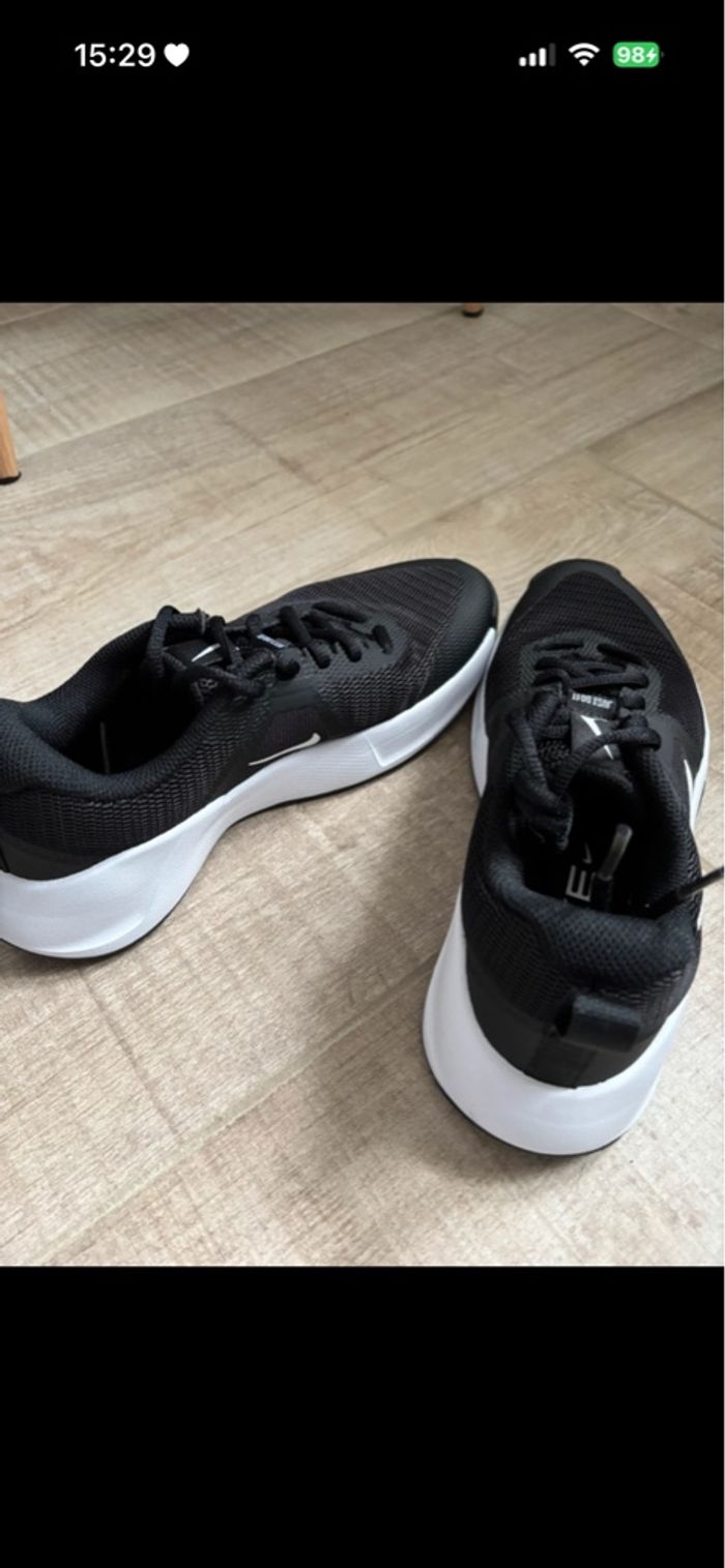 Chaussures de sport - photo numéro 4