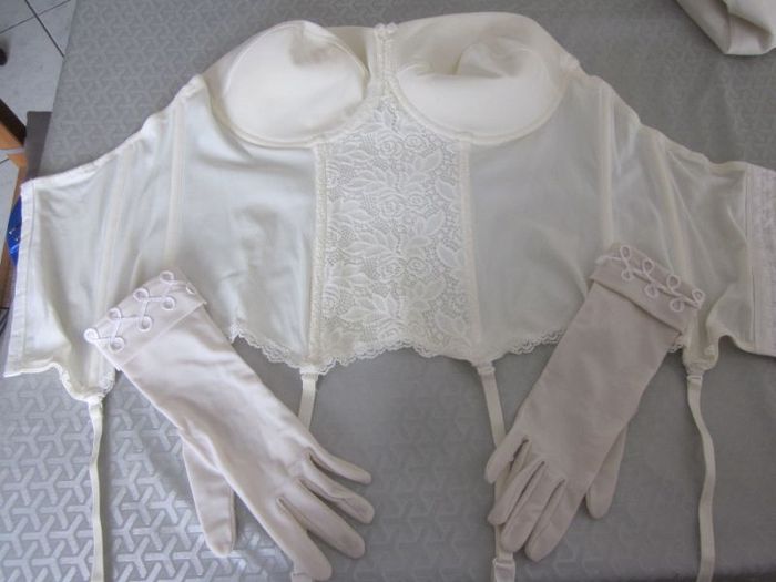 robe de mariée - photo numéro 3
