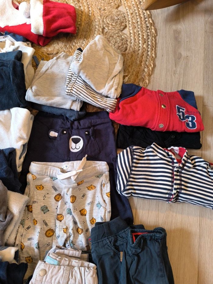Gros lot vêtements garçon 12 mois 79 articles - photo numéro 10