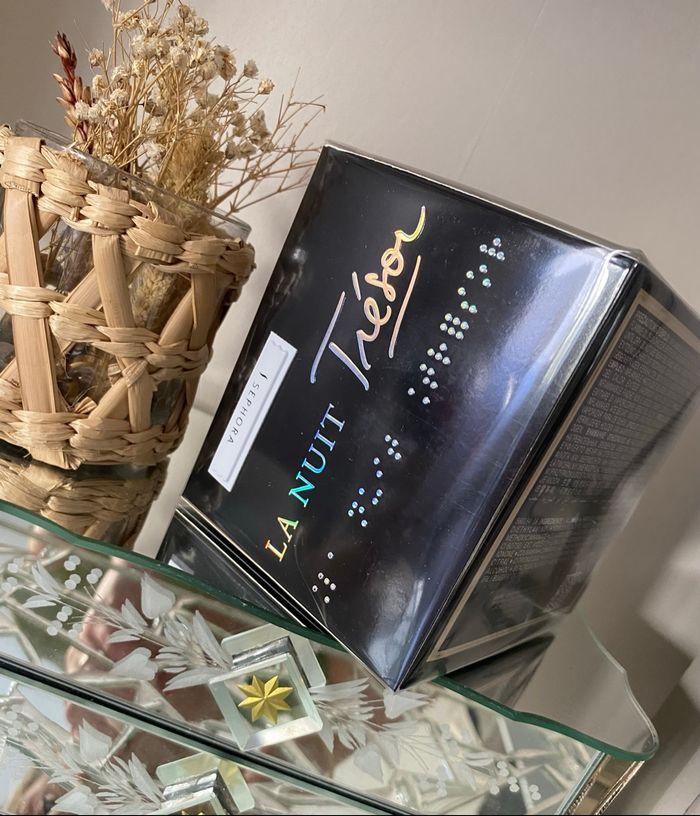 Parfum la nuit de trésor Lancôme - photo numéro 2