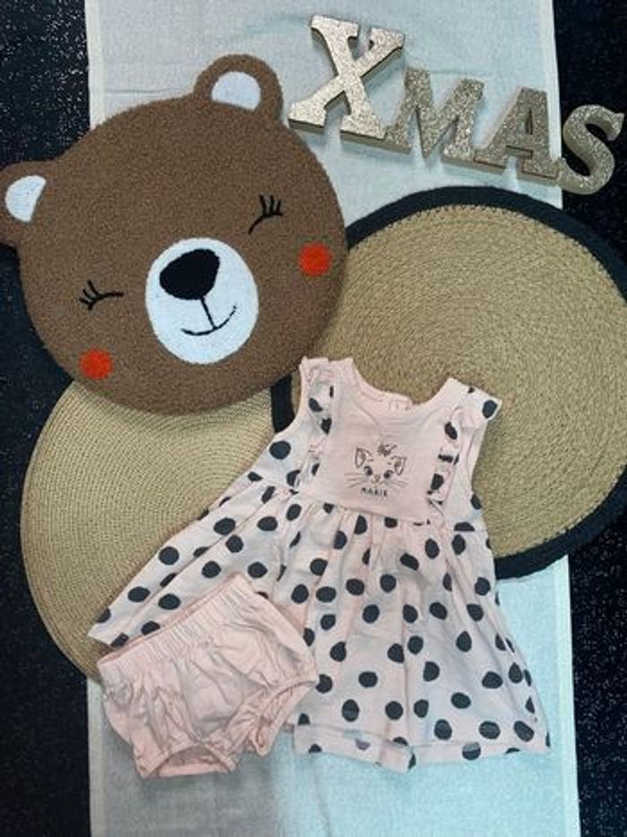 Robe Marie disney 1 mois