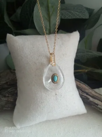 Collier cristal de roche et howlite