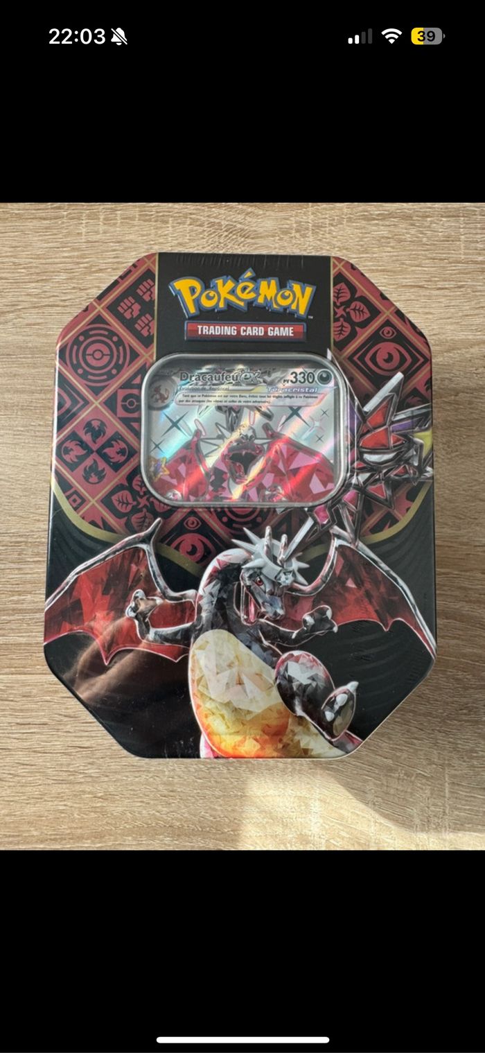Tin box dracaufeu Pokémon