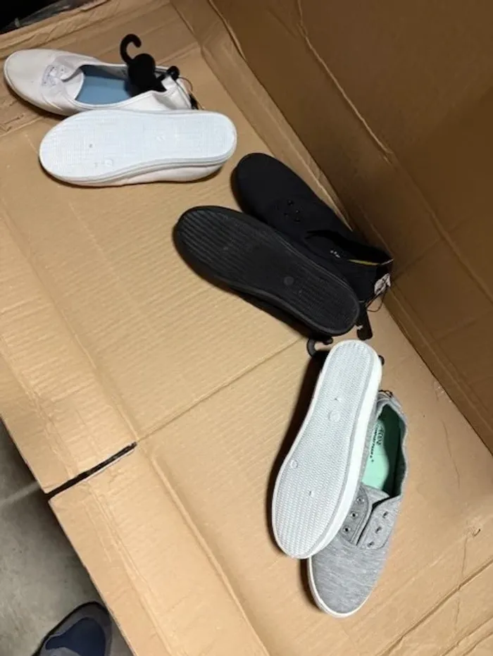lot de 3 paires de basket légères femme taille 38 neuves - photo numéro 6